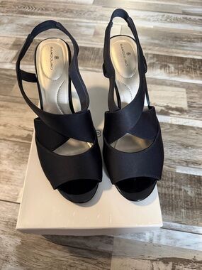 Bandolino Black Open-Toe Slingback Heels